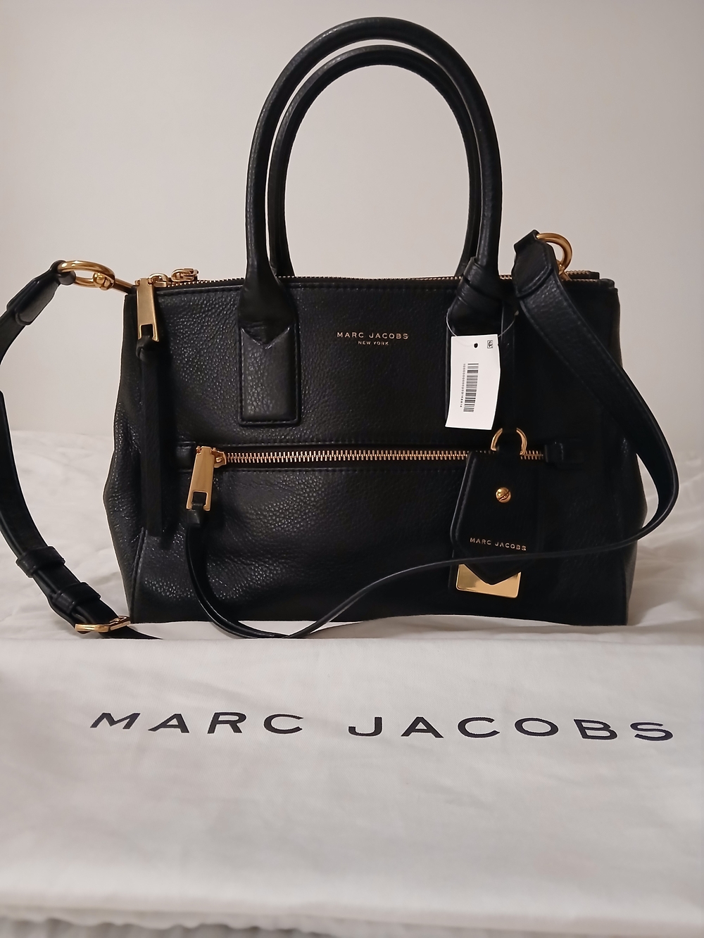 Designer Marc Jacobs Classic Black Pebbled Leather Satchel with Gold Hardware
